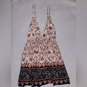 EN CRÉME Deep V Sundress